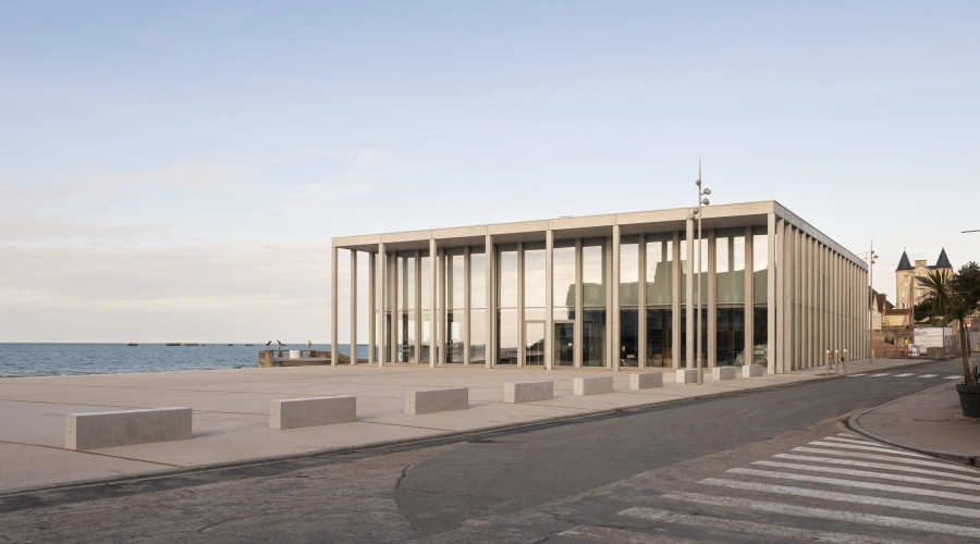 OFFRE POUR VOTRE VOYAGE SCOLAIRE  : VISITER LE NOUVEAU MUSEE D'ARROMANCHES 